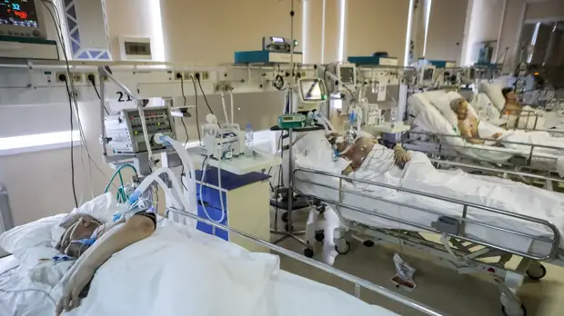 Попова: в трёх регионах России сохраняется устойчивый рост заболеваемости COVID-19