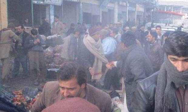 Не менее 18 человек стали жертвами взрыва на рынке в Пакистане