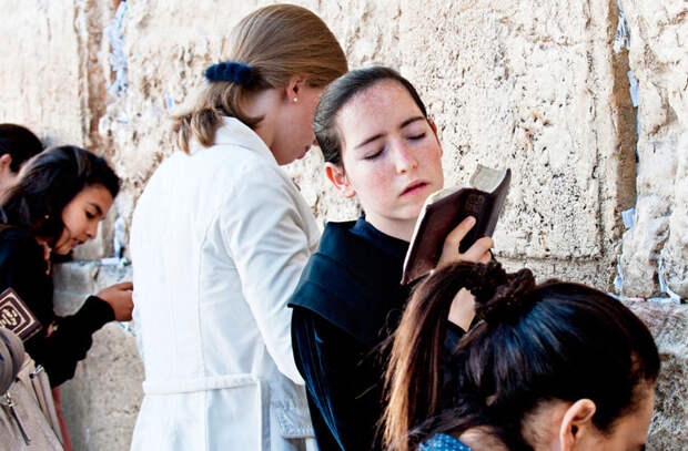 Заигрывать с девушками на улице Израиль, в мире, законы, люди