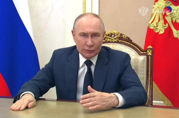 Путин: вызовы делают Россию сильнее