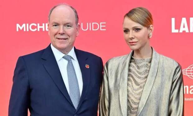 Сияла ярче всех: княгиня Шарлен и князь Альбер II на церемонии награждения «Гида Мишлен»