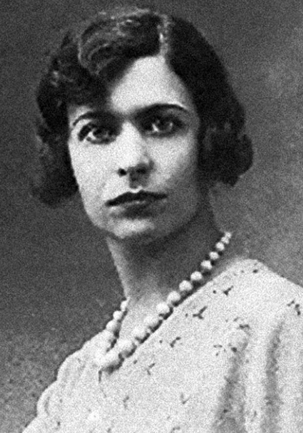 Елена Феррари в 1920-е годы.
