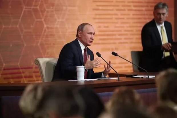 Подушка безопасности для рубля: Путин объяснил, почему не тратится ФНБ Подушка безопасности для рубля: Путин объяснил, почему не тратится ФНБ путин, пресс-конференция президента, нацпроект, фонд национального благосостояния