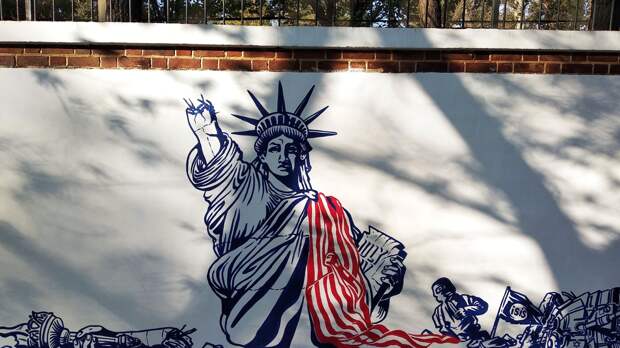 Это конец. Америка больше не выдает свои интересы за всеобщие