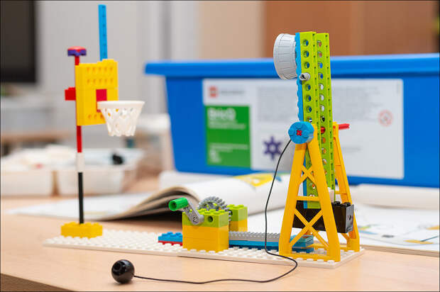 Как обеспечить научный подход? Фотообзор нового конструкторского решения lego® Education BricQ Motion 45401
