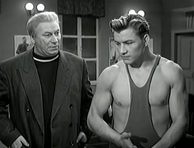 С В. Меркурьевым в фильме "Чемпион мира"