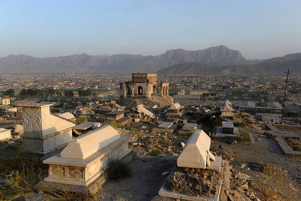 AFGHANISTAN-UNREST-CEMETERIES