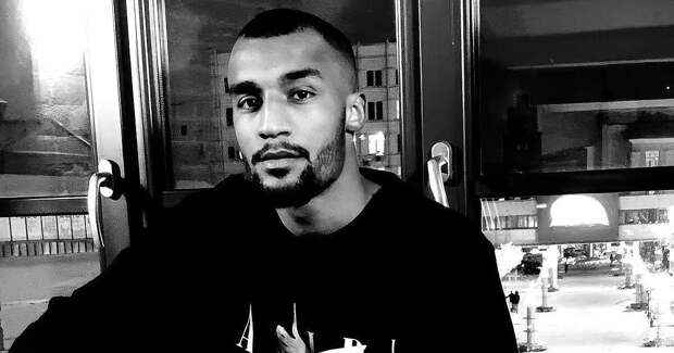 Футболиста Лайонеля Адамса нашли мертвым под окнами высотки в Подмосковье