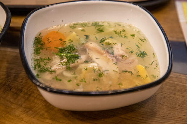 Эксперт рассказал, как сэкономить на питании в путешествии