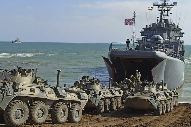 Замглавкома флота Астапов рассказал, как морские пехотинцы освободили Бердянск