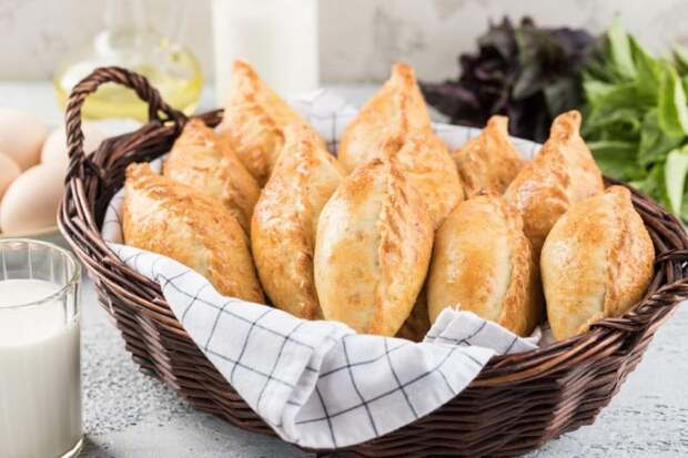 пироги с мясом и картошкой