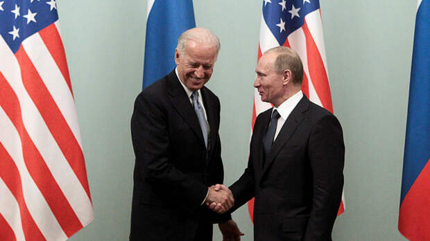 Обозреватель Hill предложил Москве и Вашингтону пообщаться в стиле КПСС: «откровенно и по-товарищески»