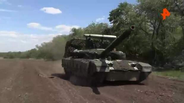 Танкисты ВС РФ рассказали о прорыве укрепляемой с 2014 года линии обороны ВСУ
