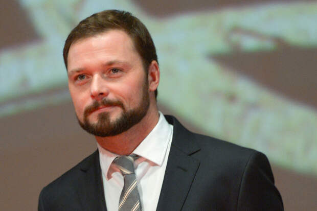 Актер Носков признался, что знаком с потенциальными женихами 20‑летней дочери