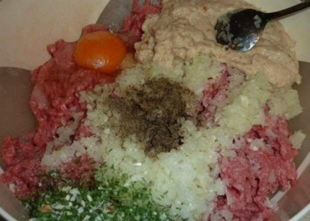Мясной рулет «Голубец» в сливочном соусе (рецепт с фото) Мясной рулет «Голубец» в сливочном соусе (рецепт с фото)