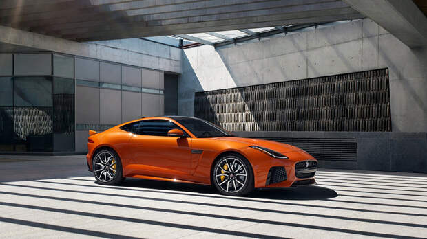 В Jaguar обсудили среднемоторный F-Type