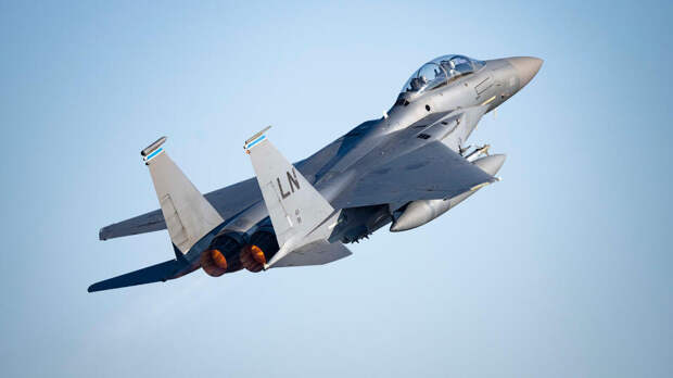 Пилот сбитого над Ираном самолета F-15 найден