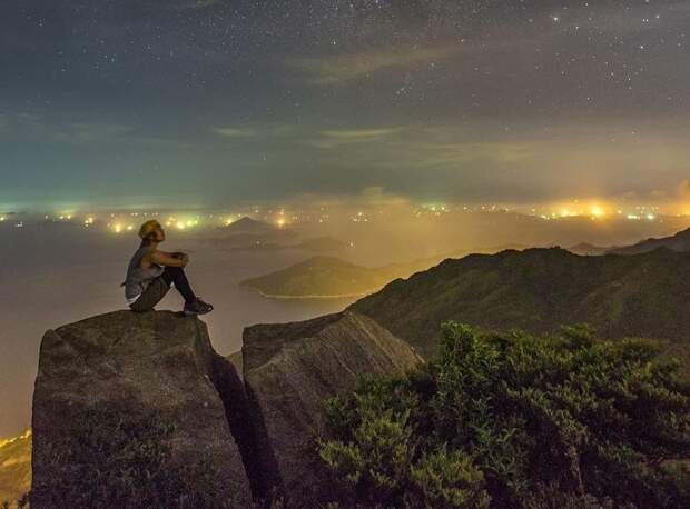 Звездное небо над островом Лантау, фотография победителя конкурса National Geographic Уилла Чо КНР, гонконг, мир, природа, проект, снимок, фотография