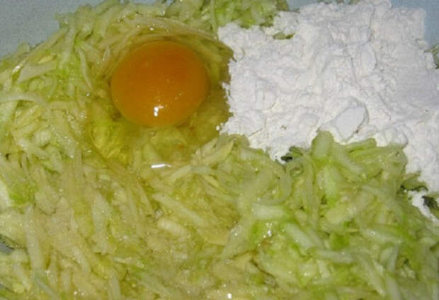 Кабачки сейчас в самом разгаре и стоят копейки! Успей приготовить это простое блюдо…