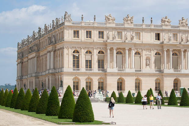 Versailles