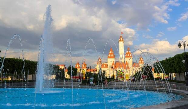 12 июня — праздничные мероприятия ко Дню России в парке «Острова Мечты»
