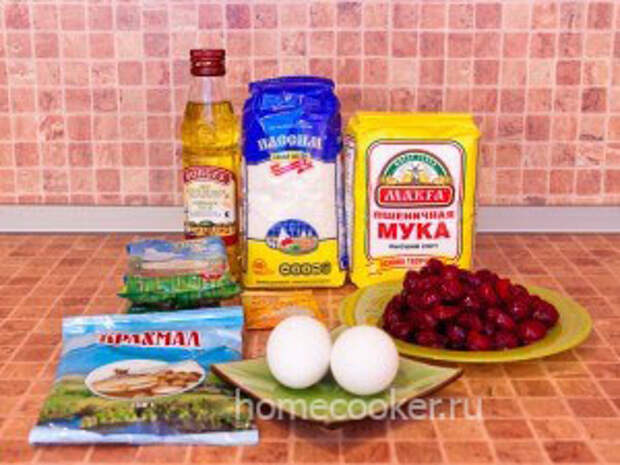 Ingredienty dlya syrnikov 300x225 Сырники с ягодным соусом