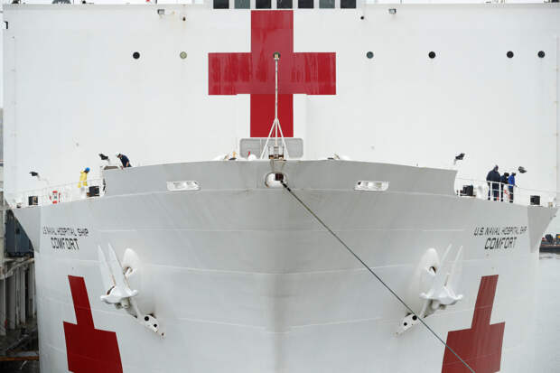 Трамп решил помочь болеющим людям Гренландии