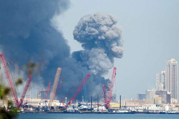 Иран в ответ на действия США и Израиля активно атакует их военную инфраструктуру