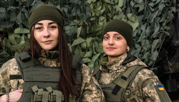 Женщин в ТЦК, мужчин — на фронт: вице-премьер Украины нашла бойцов для ВСУ