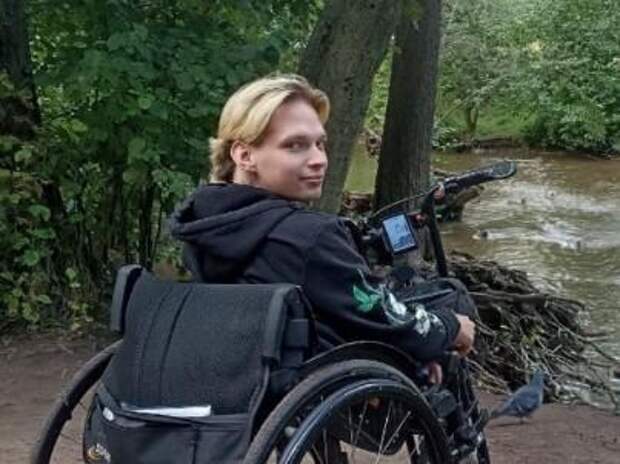 После пыток отчима лишился половины тела: история Саши Казанцева и как он живет