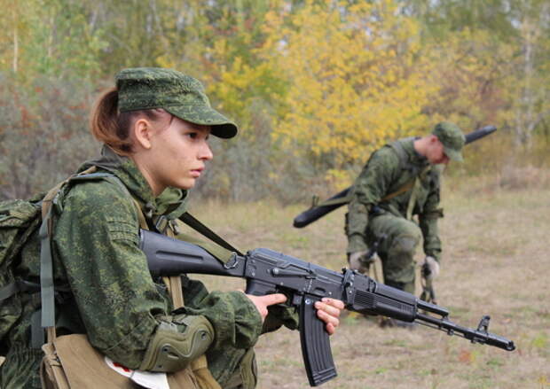 Принимать участие в боевых. Русские военные. Военная подготовка. Военные игры 2022 в России. Подготовка к войне.