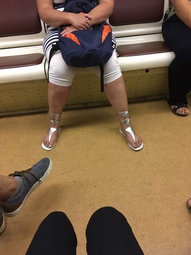 Рим пал, Центурион! метро, мода в метро, подземка, смешно, фото, фрики