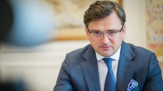 Кулеба заявил, что Украина будет требовать возврата подаренной Лаврову иконы Кулеба заявил, что Украина будет требовать возврата подаренной Лаврову иконы