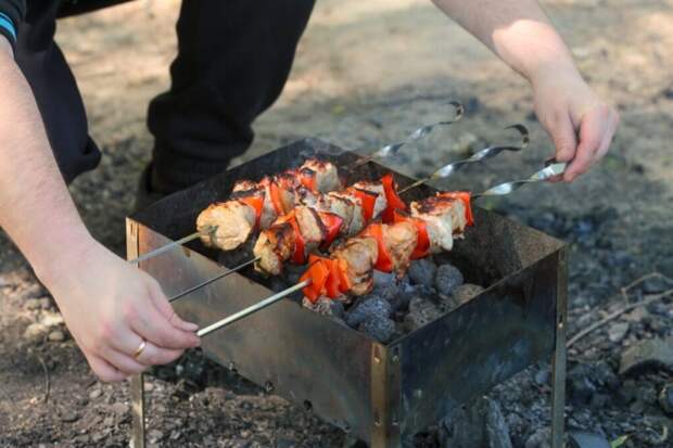 Люля-кебаб с шампура не упадет: несколько секретов приготовления