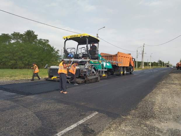 В Гиагинском районе ведется ремонт участка дороги Майкоп – Гиагинская – Псебай – Зеленчукская – Карачаевск