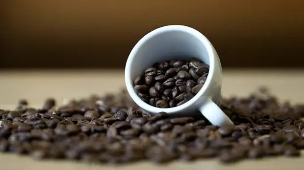 Гастроэнтеролог назвала вредные для сочетания с кофе продукты