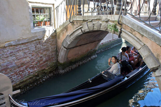 Китайские туристы в Венеции