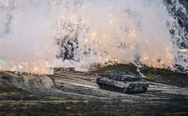 На фото: немецкий танк Leopard 2