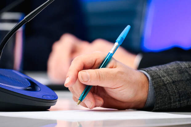 Экономист Казова: шариковые ручки в России умеренно подорожают из-за ГОСТа