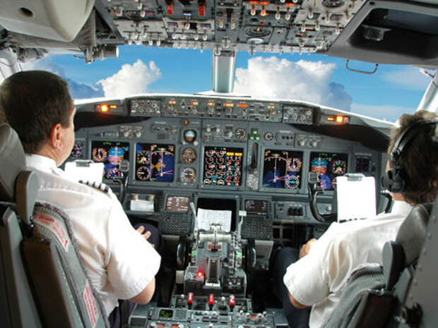 World_Travel_and_Tourism_Cockpit_018999_29.jpg