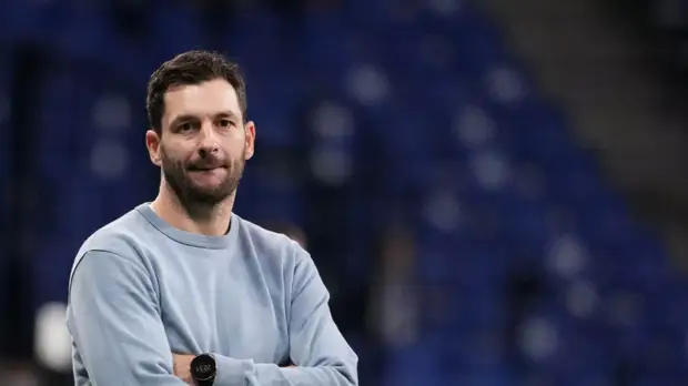 Шварц: после матча судья Москалёв извинился за красную карточку Шунину