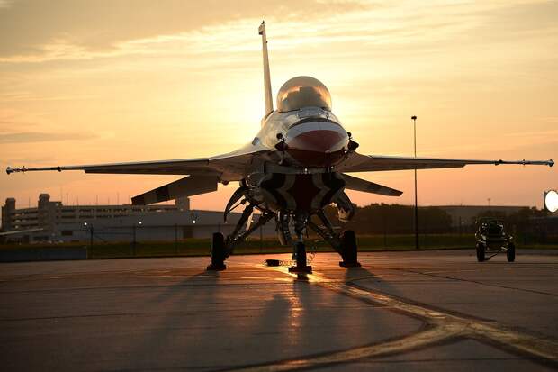 Дандыкин предупредил, что F-16 могут атаковать пять регионов России