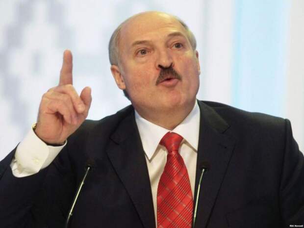 Лукашенко борется с тунеядством Александр Лукашенко