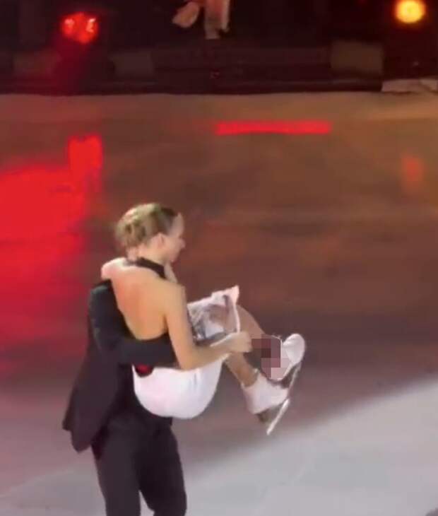 Фигуристка Синицына заявила, что ей успешно зашили ногу