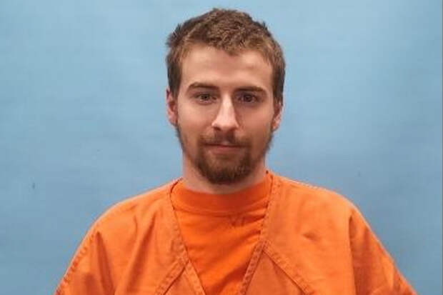 Психопат расправился с двумя женщинами на туристической тропе в США и угнал их машину