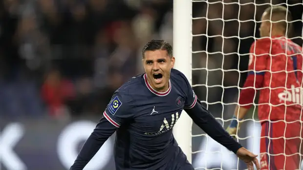 Источник: ПСЖ рассчитывает обменять Икарди на Агуэро