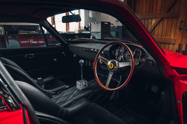 Впечатляющая реплика купе Ferrari 330 LMB