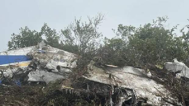 В Колумбии разбился пассажирский самолет, все находившиеся на борту погибли