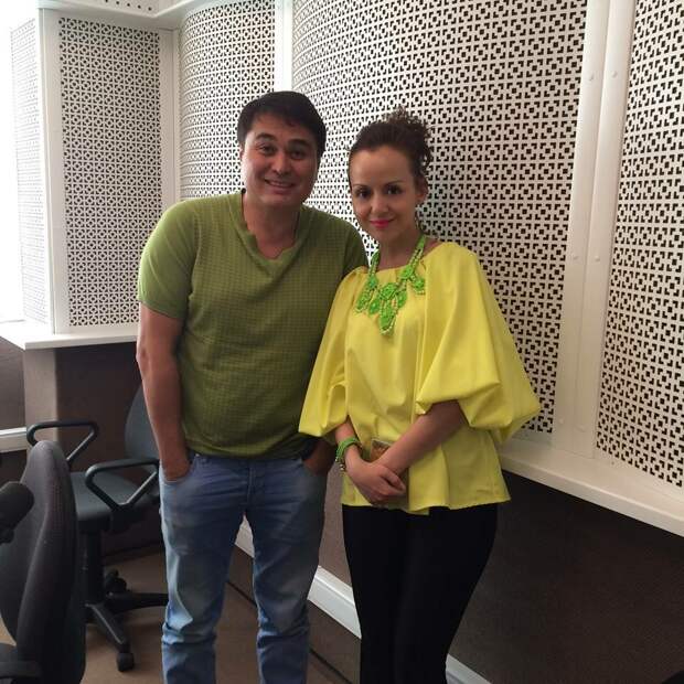 Как выглядят жены и подруги наших рок-легенд