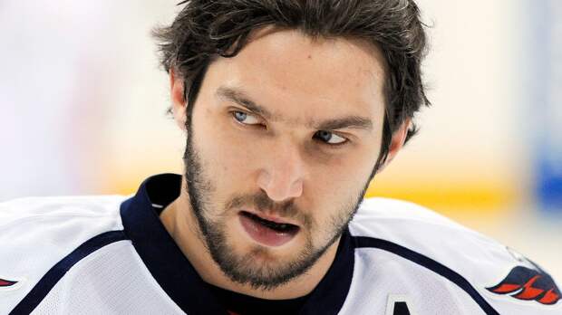 Овечкин покалечил американца своим сумасшедшим броском! Поразились даже легенды: «Как он выжил — не знаю!»